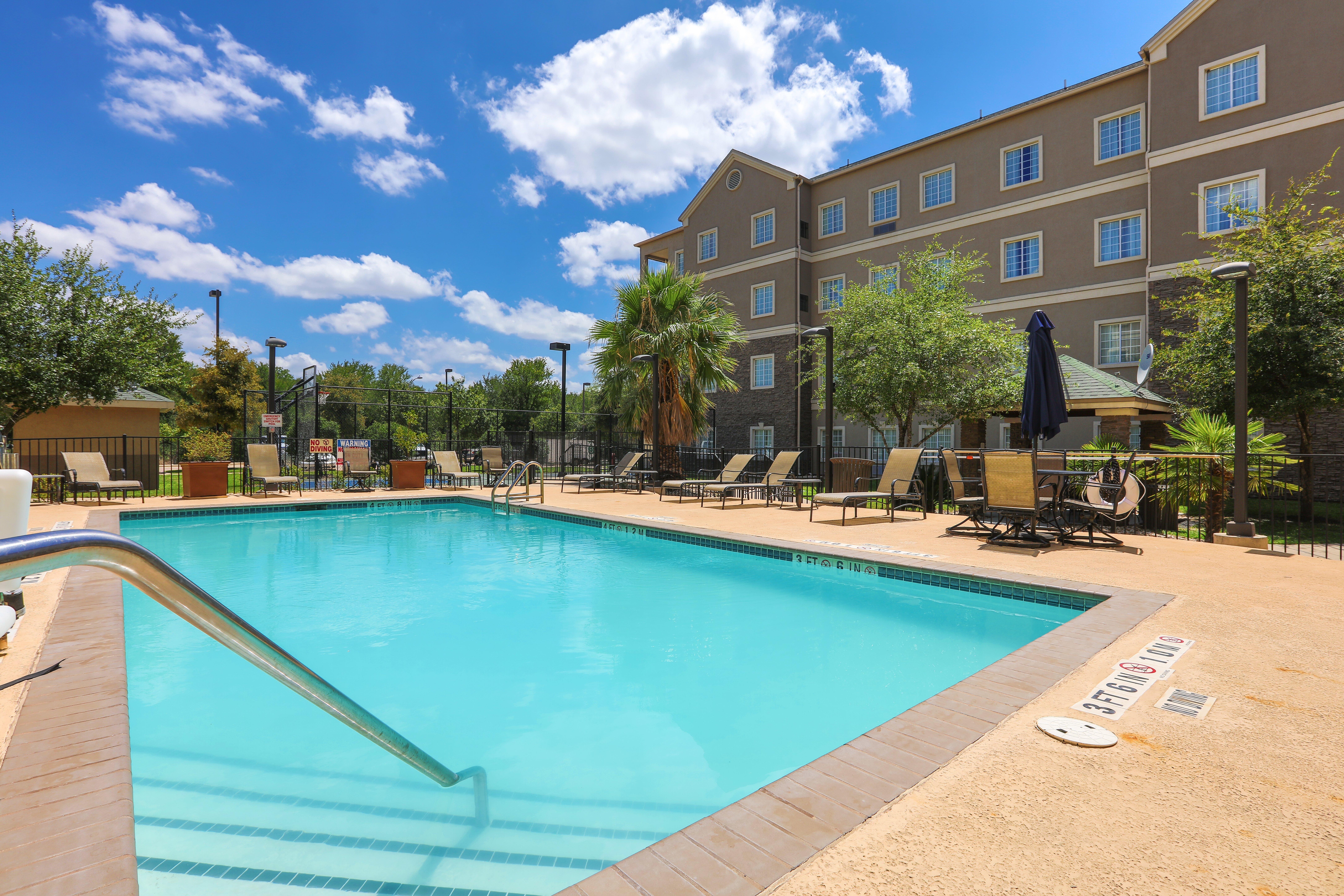 Staybridge Suites Austin Airport By Ihg Exterior photo
